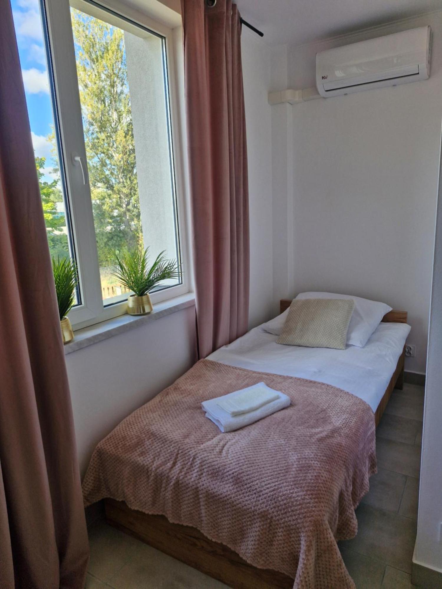 Motel Mewa Lezajsk Eksteriør billede